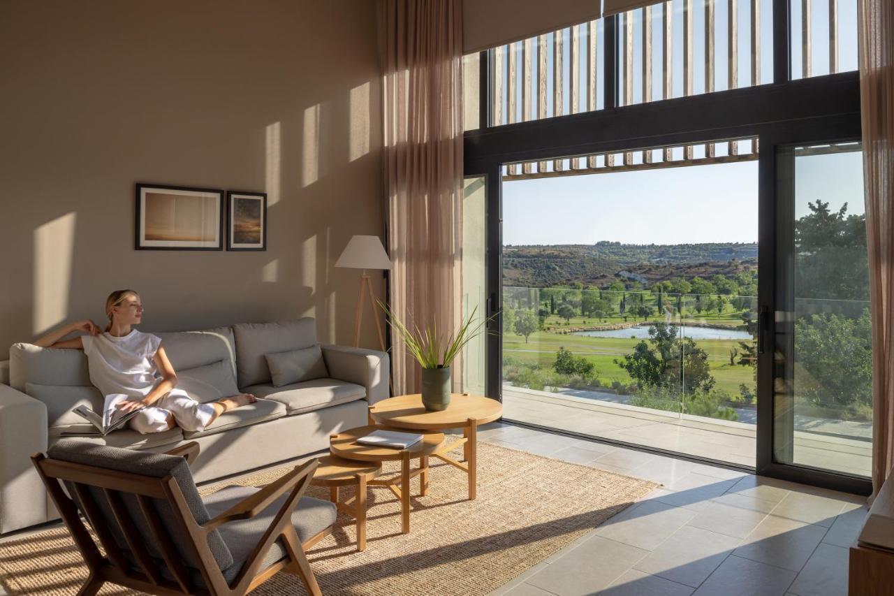 Minthis Resort Tsadha المظهر الخارجي الصورة Interior of a house