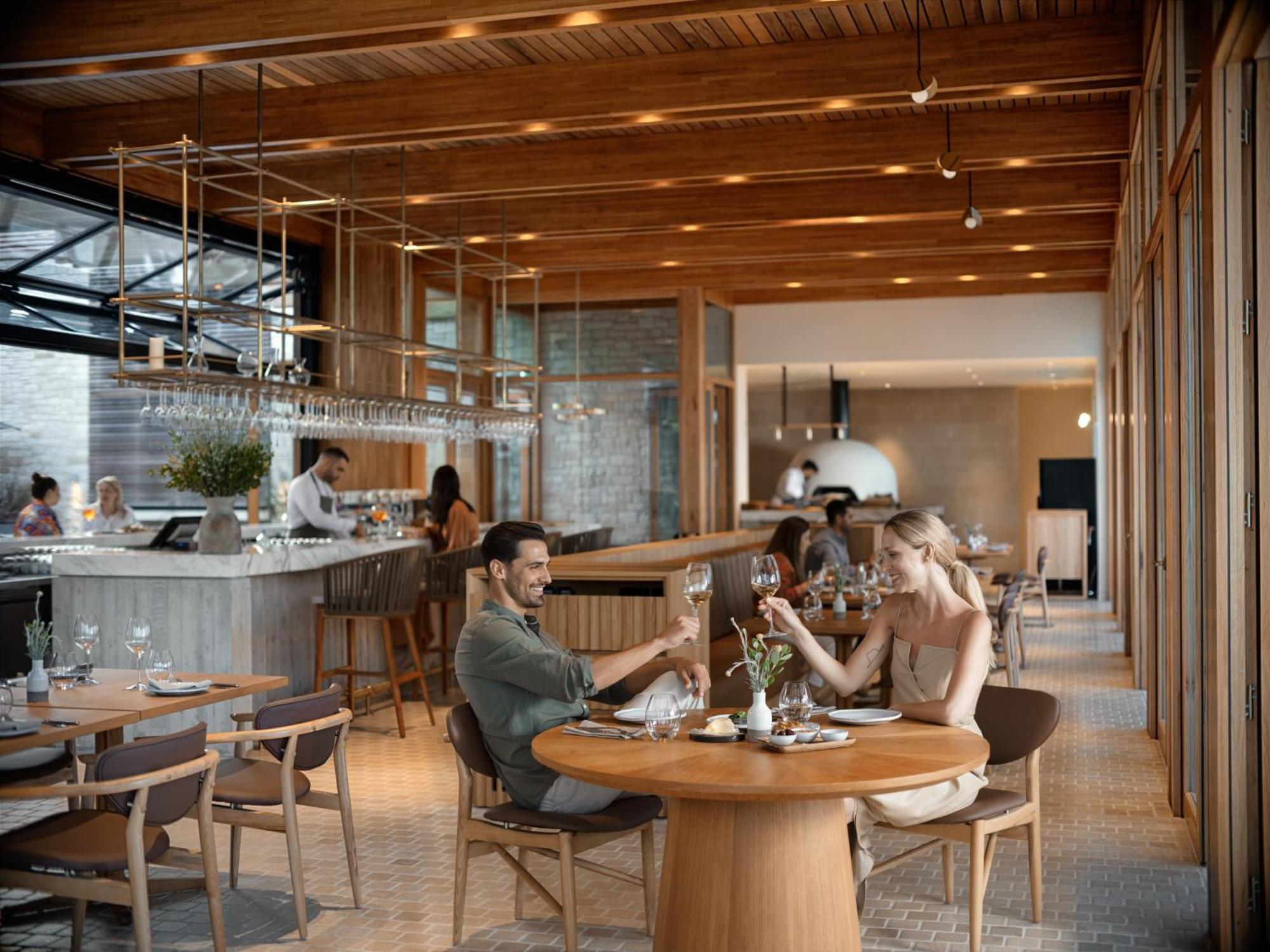 Minthis Resort Tsadha المظهر الخارجي الصورة The interior of the restaurant